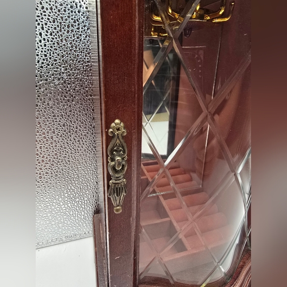 Vintage Wal-Mart Wooden Glass Diamond Pattern Door Jewerly Cabinet Armoire Box - Picture 6 of 17